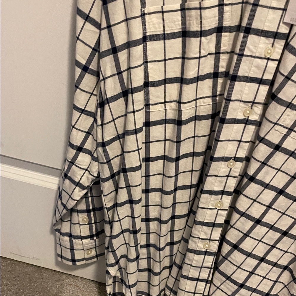 LOFT Monochrome Checkered Button-Up Shirt flannel - Picture 3 of 4